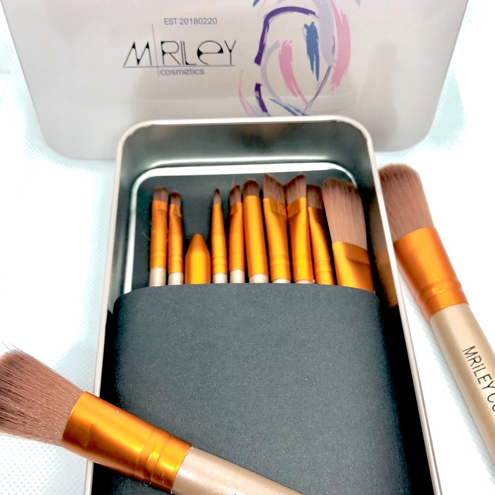 MRiley 12 piece makeup brush set